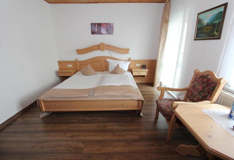 スタンダードシングルルーム, Glück Auf & Bürgerkeller