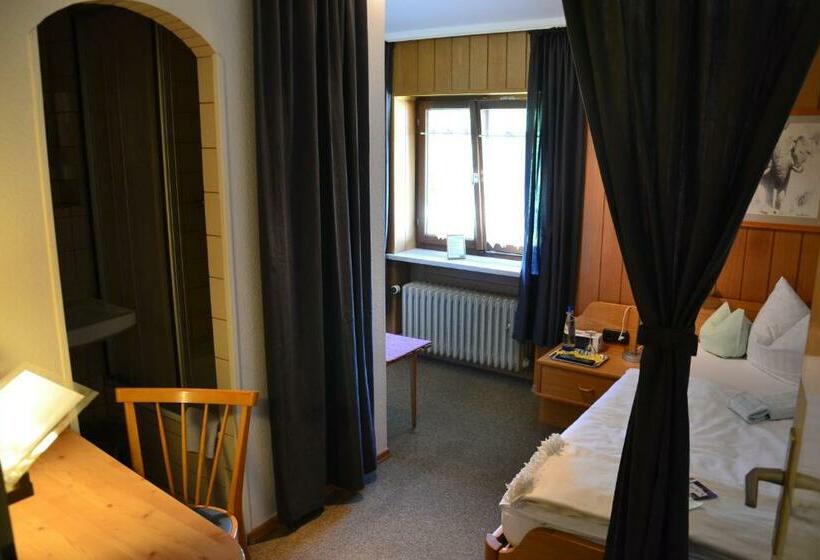 クラシックシングルルーム, Jagerhof Garni