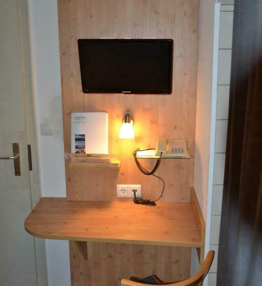 クラシックシングルルーム, Jagerhof Garni