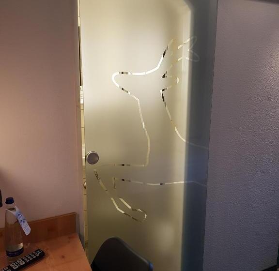 クラシックシングルルーム, Jagerhof Garni