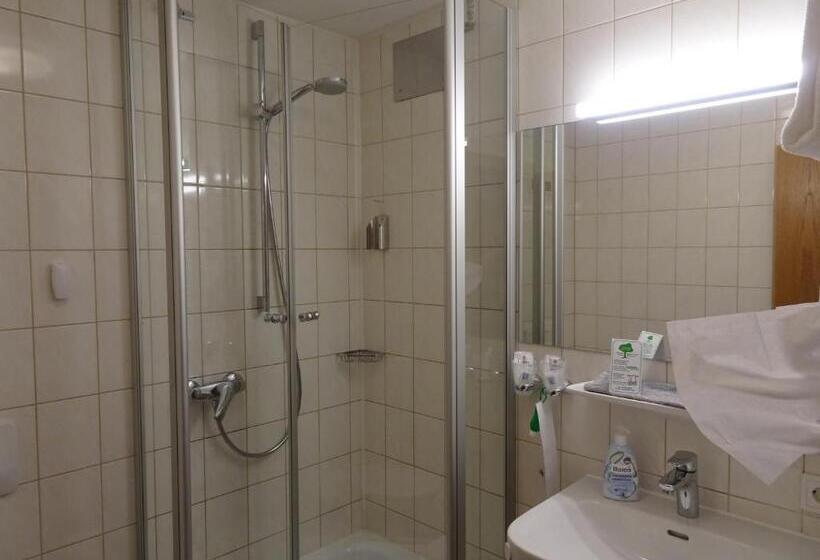 ファミリールーム, Jagerhof Garni