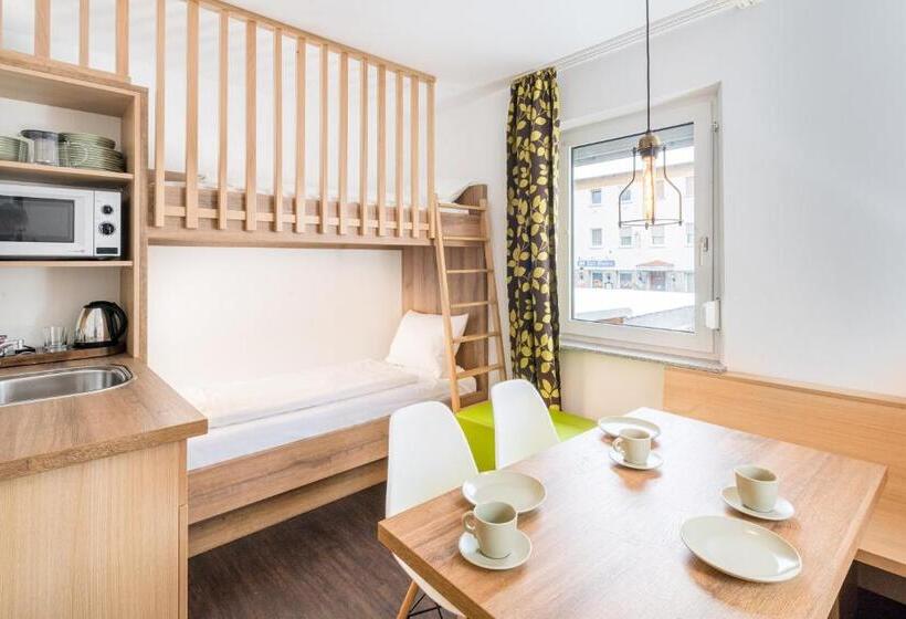 패밀리 룸, Knorz