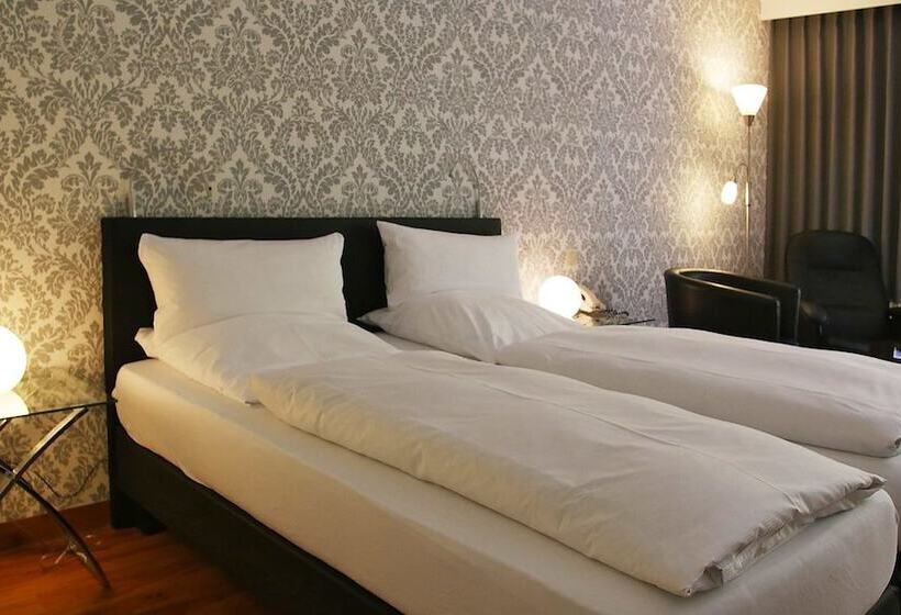 Номер Стандарт Вид на Реку, Krone