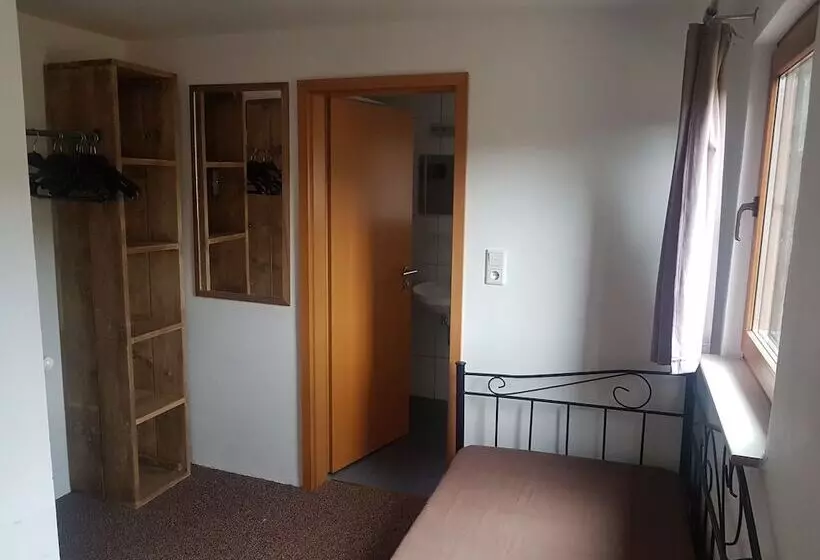 コンフォートトリプルルーム, Landgasthof Nesselbach