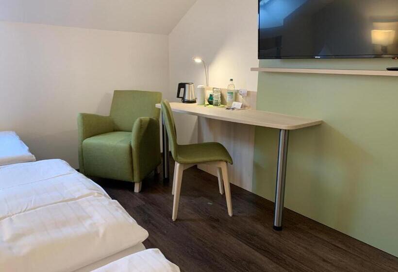 Номер Стандарт Трехместный, Marias Inn   Bed & Breakfast
