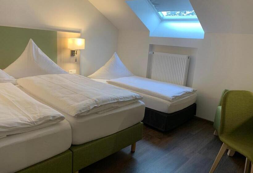 标准三人间, Marias Inn Bed & Breakfast