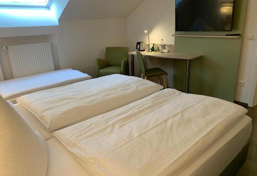 Номер Стандарт Трехместный, Marias Inn   Bed & Breakfast