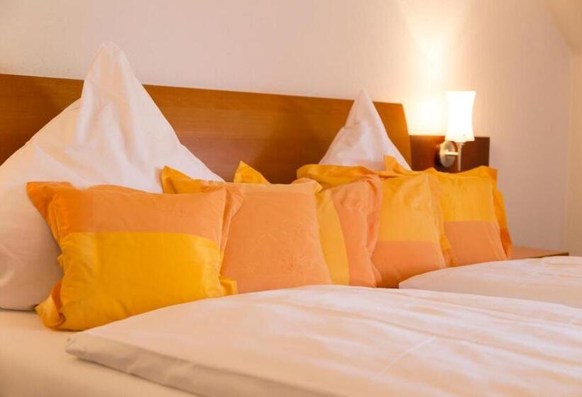 Quarto Familiar, Pilgerhof Und Rebmannshof