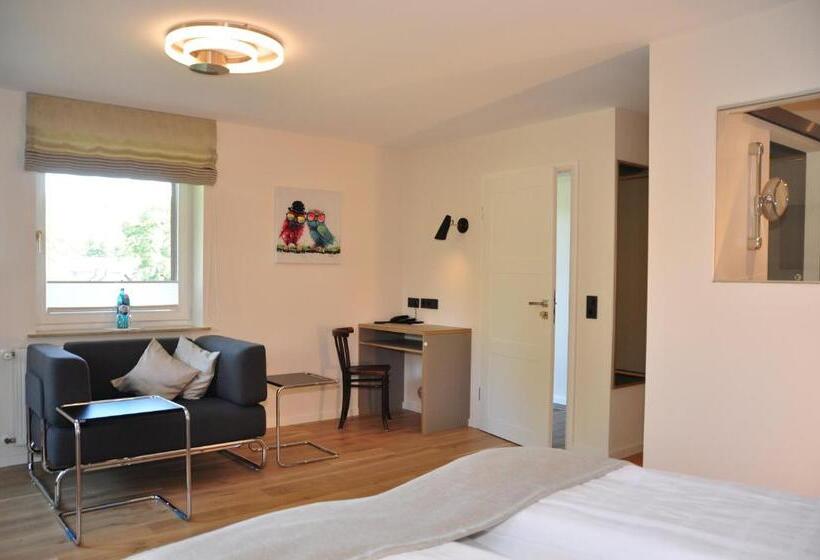 コンフォートルーム, Sauerländer Hof