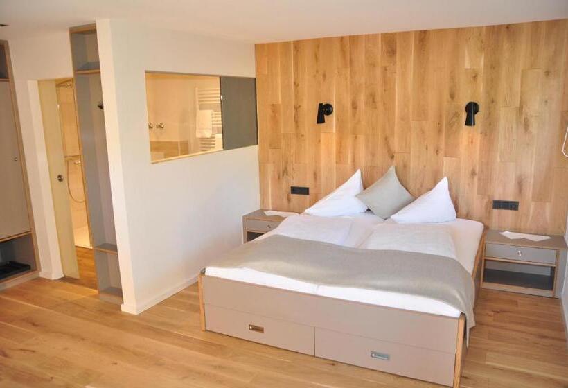 コンフォートルーム, Sauerländer Hof