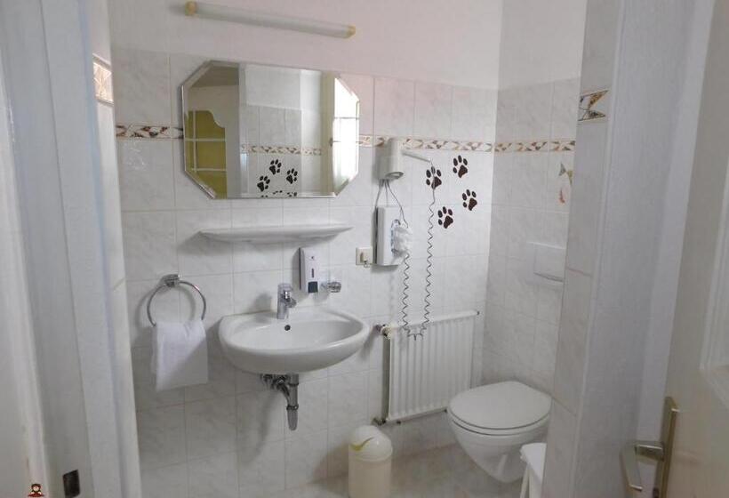 غرفة قياسية فردية, Teddybären