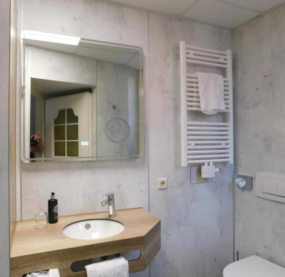 غرفة قياسية فردية, Teddybären