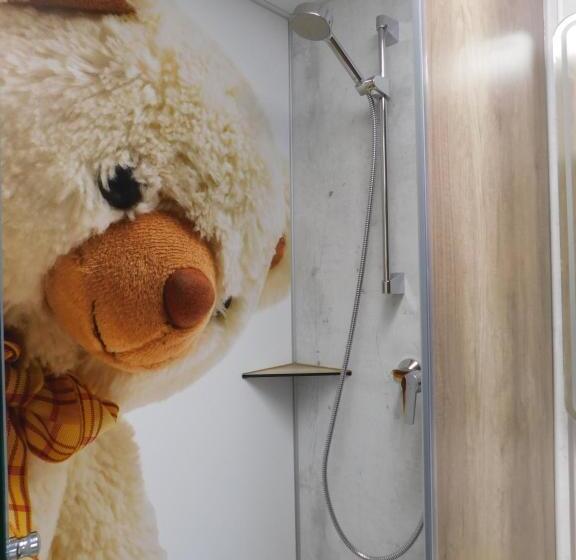 غرفة قياسية, Teddybären