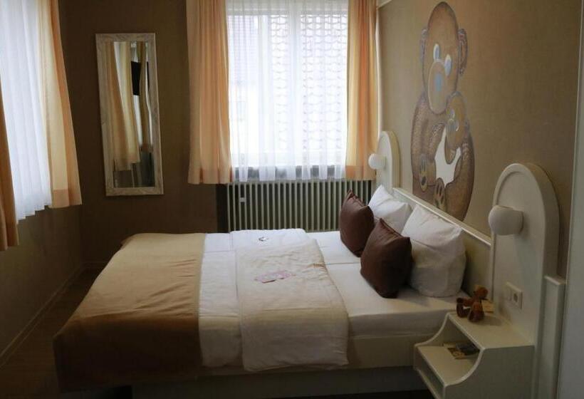 غرفة قياسية, Teddybären