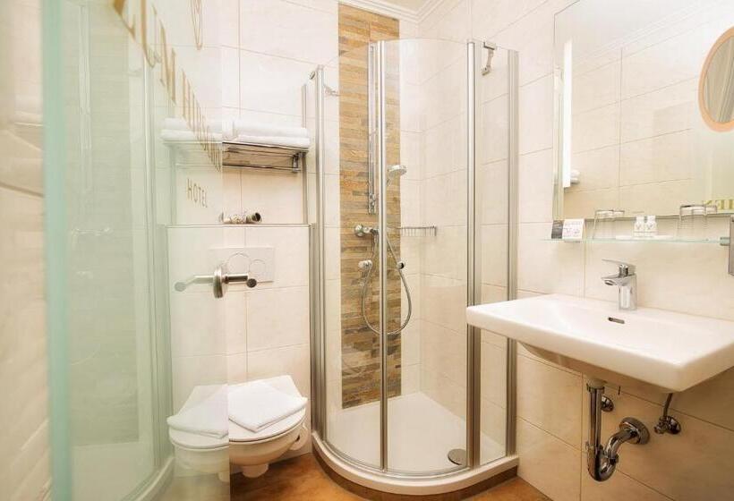 Номер Стандарт, Zum Hirschen