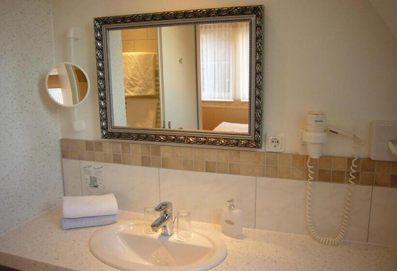 スタンダードルーム, Klassik Hotel Am Tor