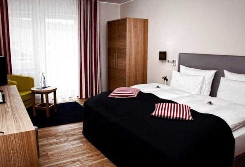 Номер Стандарт, Palatina Hotel Restaurant