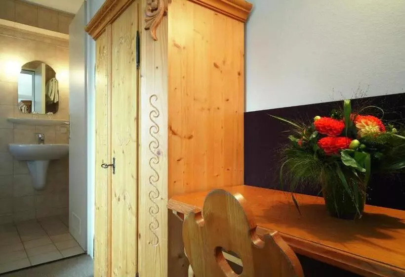 اتاق عادی یک تخته, Gasthof Neuwirt Unterföhring