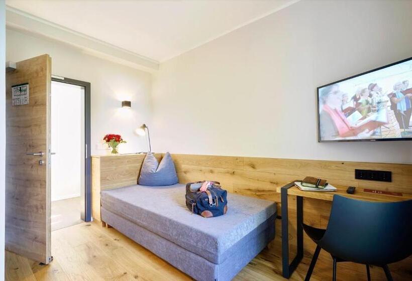 اتاق استاندارد سه نفره, Gasthof Neuwirt Unterföhring