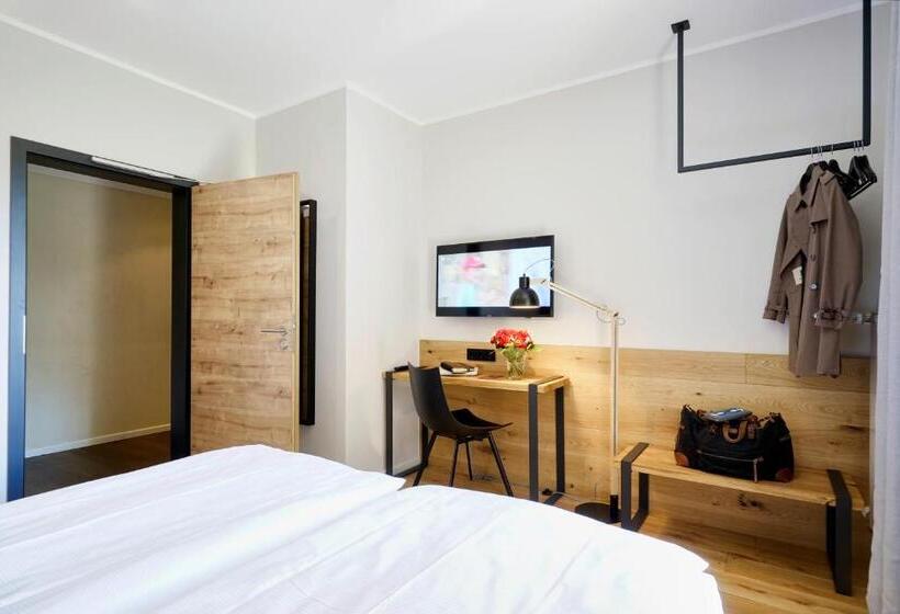 اتاق استاندارد سه نفره, Gasthof Neuwirt Unterföhring