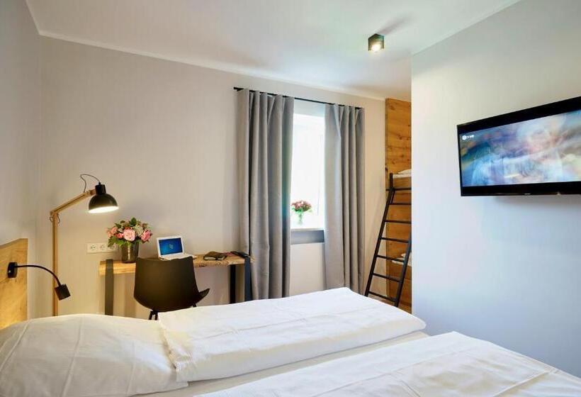 اتاق استاندارد چهار تخته, Gasthof Neuwirt Unterföhring