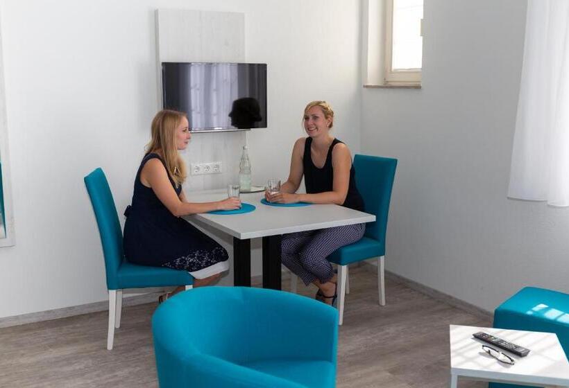 标准工作室, Kloster Maria Hilf