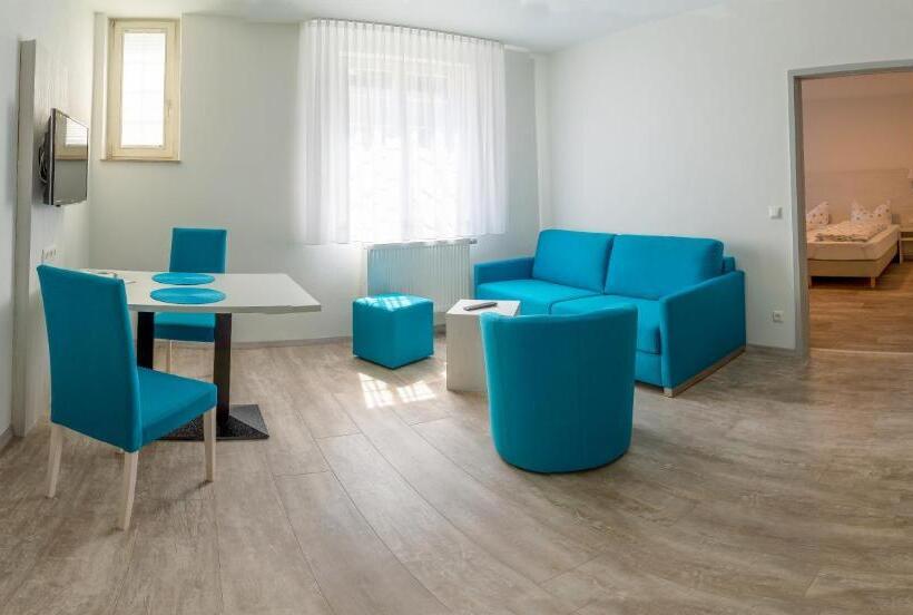 标准工作室, Kloster Maria Hilf