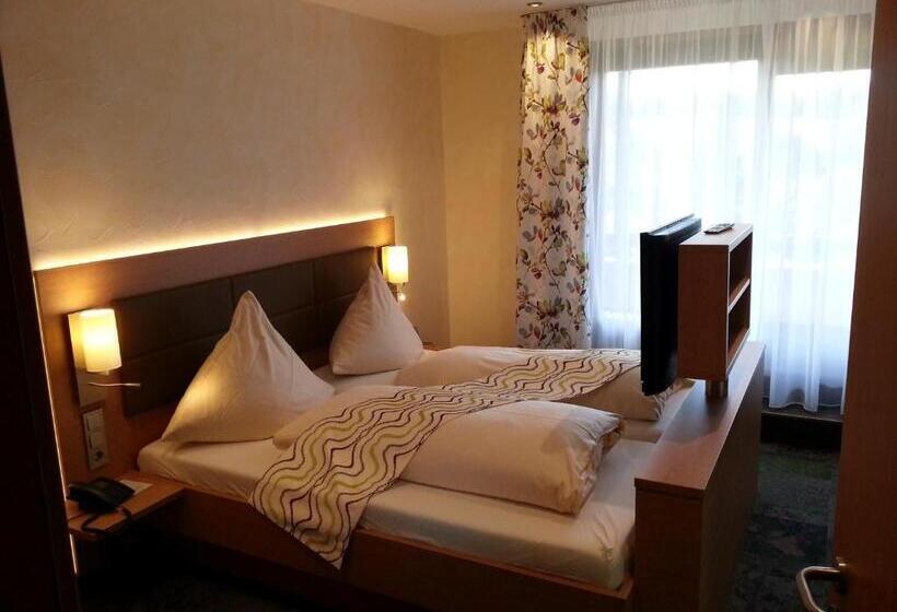 غرفة سوبيريور مزودة بشرفة, Wellness Hotel Talblick