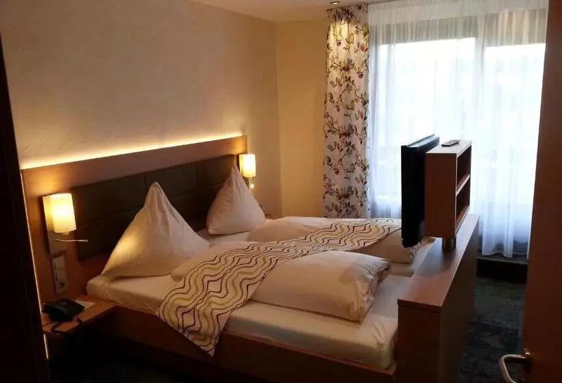 バルコニー付きスーペリアルーム, Wellness Hotel Talblick