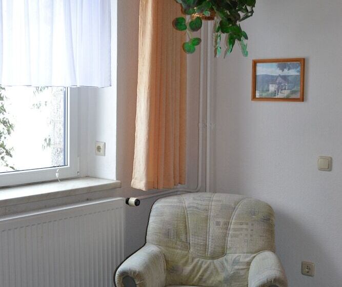 家庭间, Pension Am Zechengrund