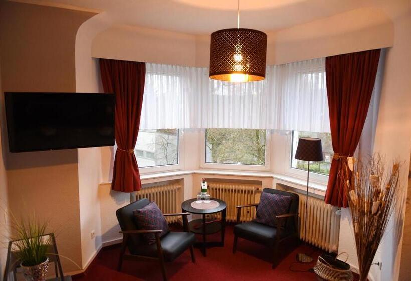 חדר דלוקס, Wappenhof