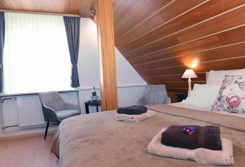 חדר סטנדרט, Wappenhof