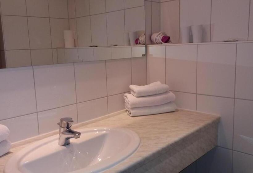 غرفة قياسية, Forsthaus Alter Foerster