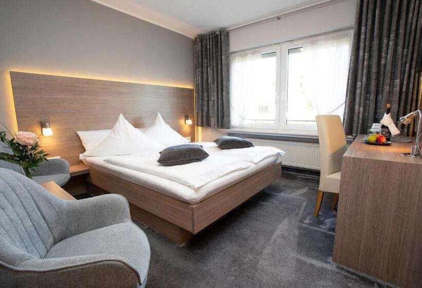 舒适型房间, Forsthaus