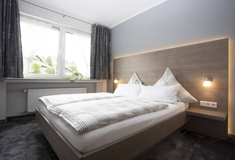 舒适型房间, Forsthaus