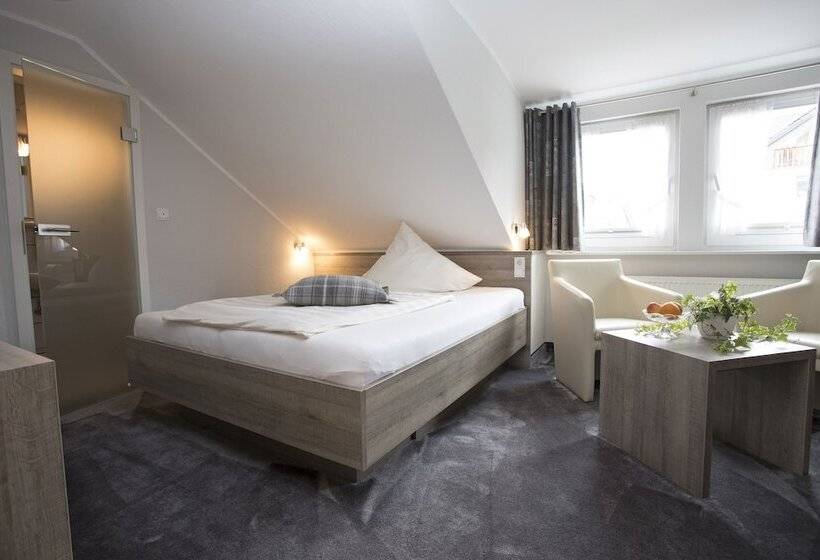 舒适型单人间, Forsthaus