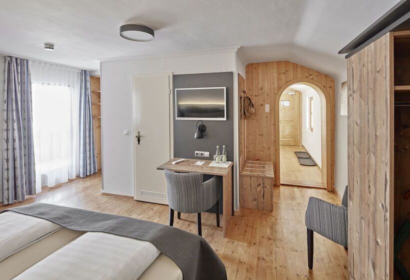 סוויטה משפחתית, Garni Alte Säge Ruhpolding