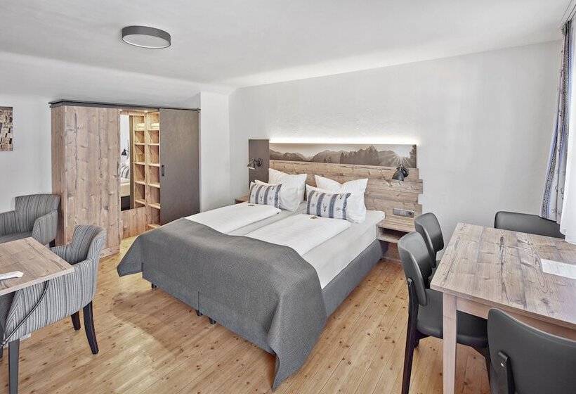 סוויטה משפחתית, Garni Alte Säge Ruhpolding