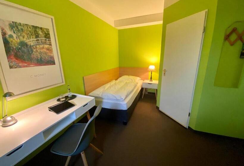 标准单人间, Kaiserswerth