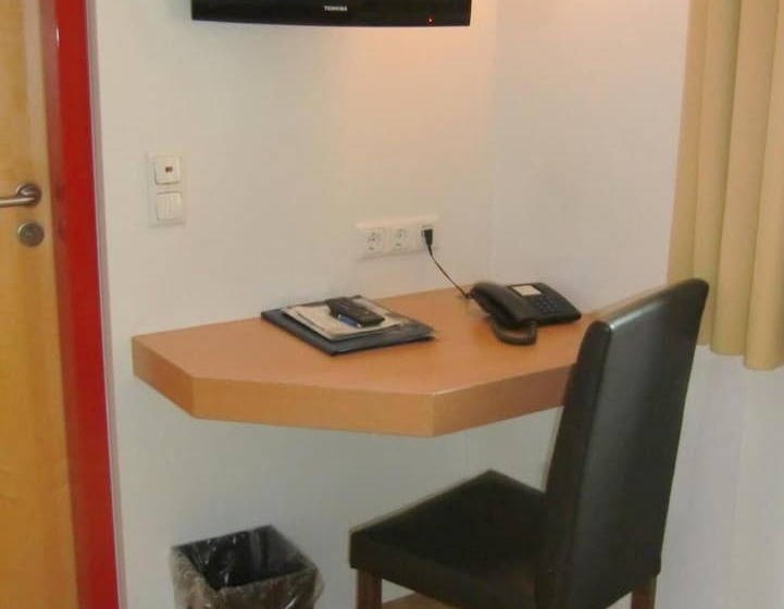 חדר סטנדרט יחיד, Kolping