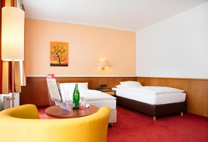Номер Стандарт, Montana Hotel Mönchengladbach