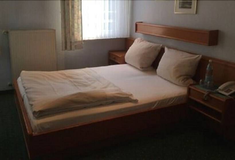 スタンダードシングルルーム, Restaurant Poststuben