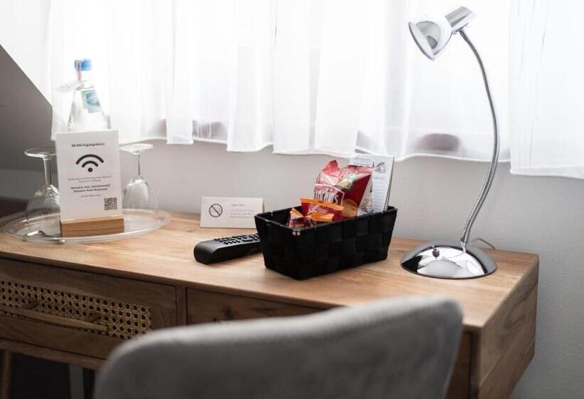 غرفة إقتصادية, Restaurant Sebastianushof