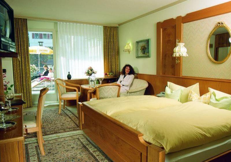 스탠다드 룸, Traube