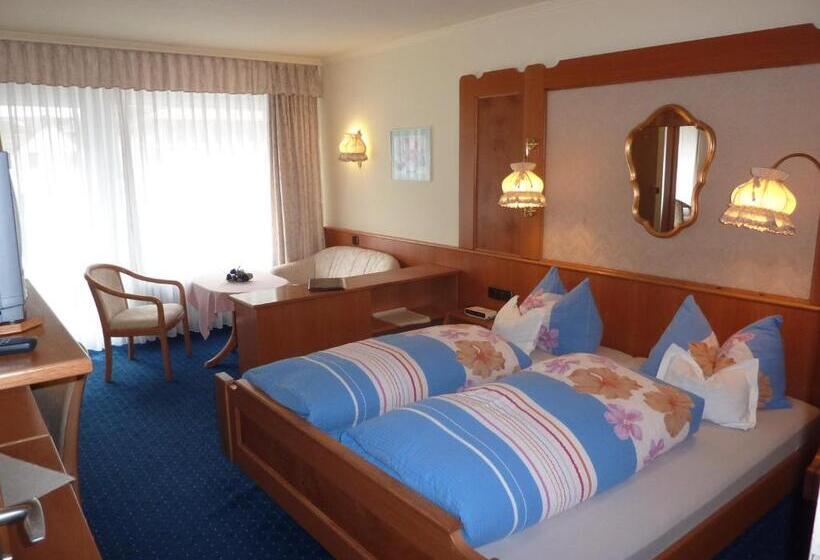 스탠다드 룸, Traube