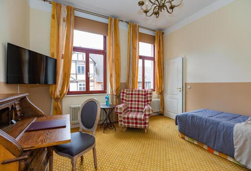 Номер Стандарт Индивидуальный, Zum Bar