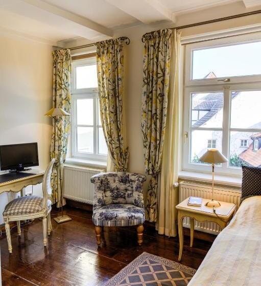 Номер Стандарт Индивидуальный, Zum Bar