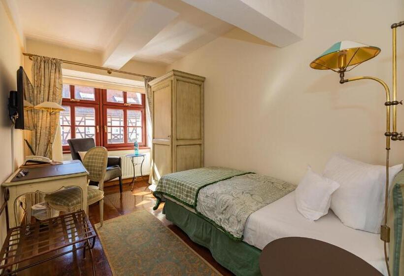 Номер Стандарт Индивидуальный, Zum Bar