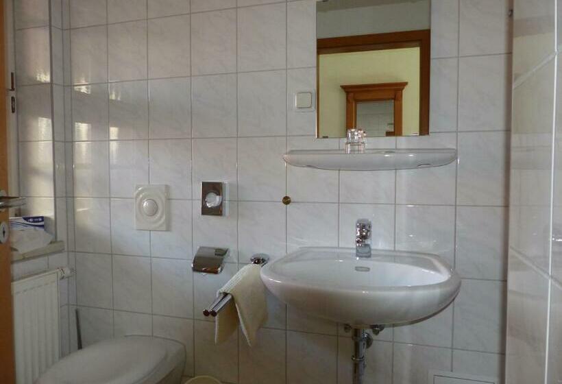 スタンダードシングルルーム, Zum Brauhaus