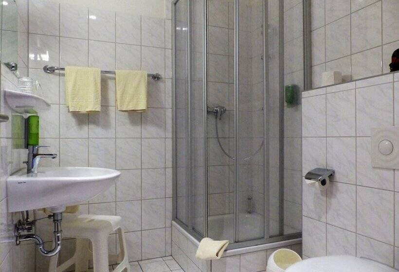 スタンダードルーム, Zum Brauhaus